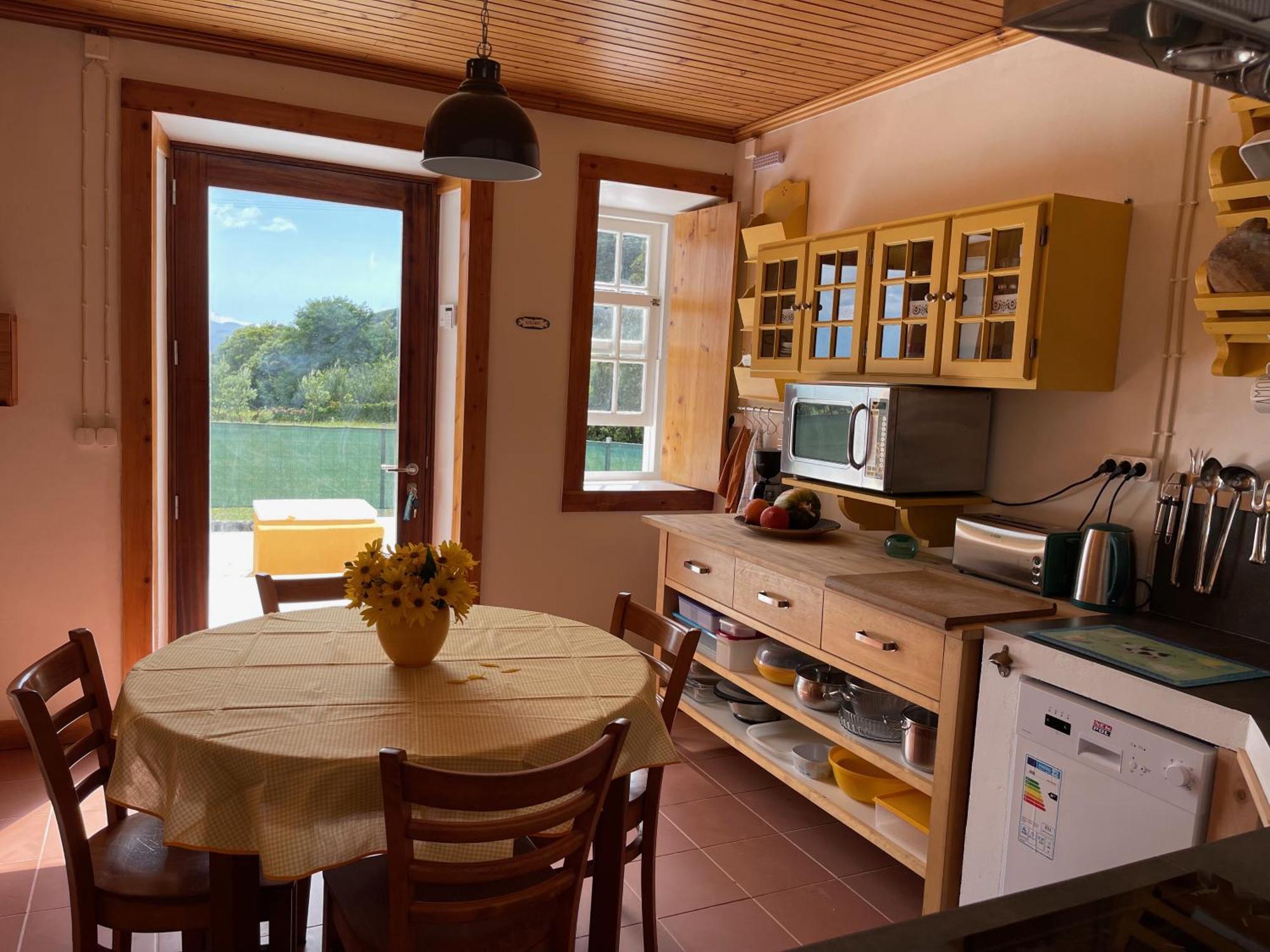 Casa Do Bicho Pau Holiday home *
